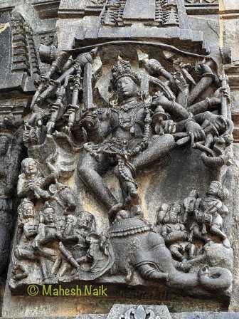 गजासुर वधाचे अत्त्युत्कृष्ट शिल्प